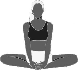 Frau übt den Schmetterling